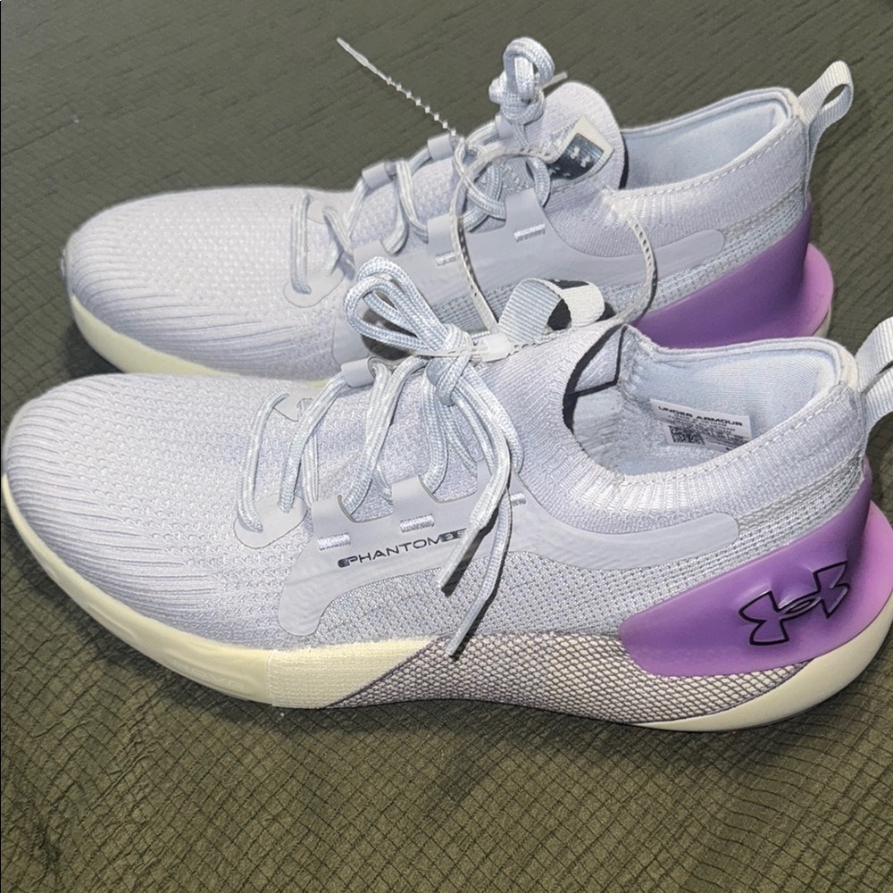 Under Armour Women's Phantom 2 Shoes - Purple and White